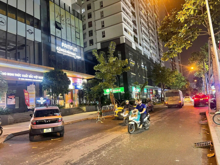 SHOPHOUSE NGOẠI GIAO ĐOÀN – 2 MẶT TIỀN – KINH DOANH SẦM UẤT – DÂN TRÍ CAO