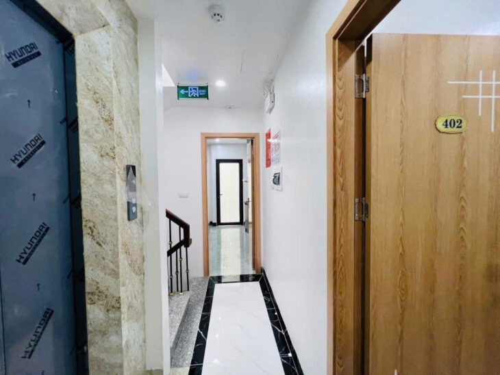 CCMN XUÂN LA – THANG MÁY – 11P KHÉP KÍN FULL NỘI THẤT 53m 5 tầng MT 3.5m Giá 12.9 tỷ