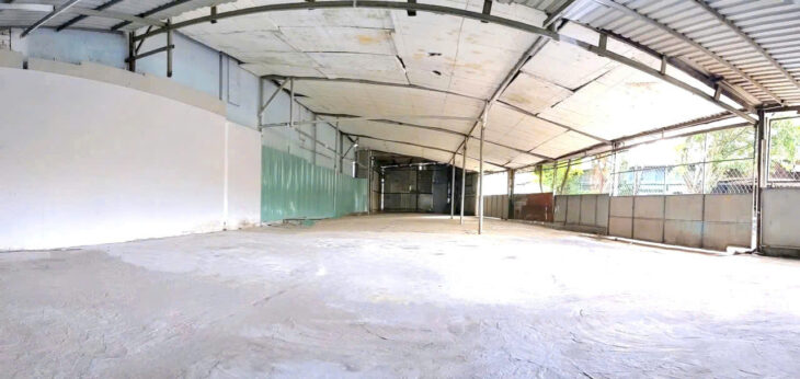 CHO THUÊ NHÀ XƯỞNG 10 X 30M THẠNH XUÂN Q12 ĐƯỜNG XE TẢI CHỈ 12TR