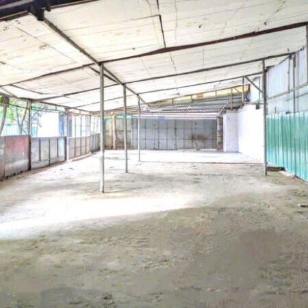 CHO THUÊ NHÀ XƯỞNG 10 X 30M THẠNH XUÂN Q12 ĐƯỜNG XE TẢI CHỈ 12TR CHO THUÊ NHÀ XƯỞNG 10 X 30M THẠNH XUÂN Q12 ĐƯỜNG XE TẢI CHỈ 12TR