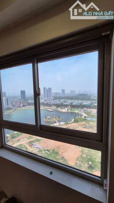 Bán CHCC C37 Bắc Hà. DT 105m, 03 ngủ, SĐCC. Giá 8,2 tỷ. LH: 0964769634