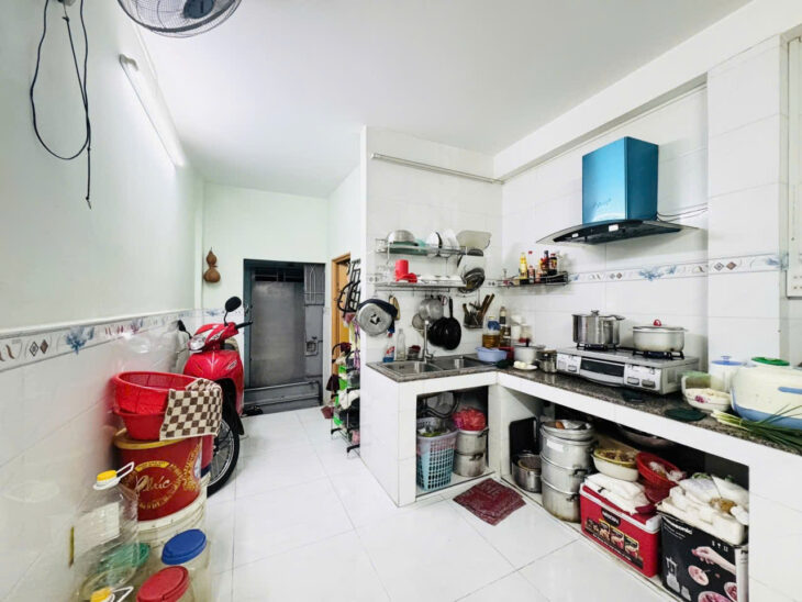 Quận 3- Hẻm 3M Nguyễn Thông – Cách HXH 10m- 37m2 – 2 tầng – Giá 6.450 tỷ