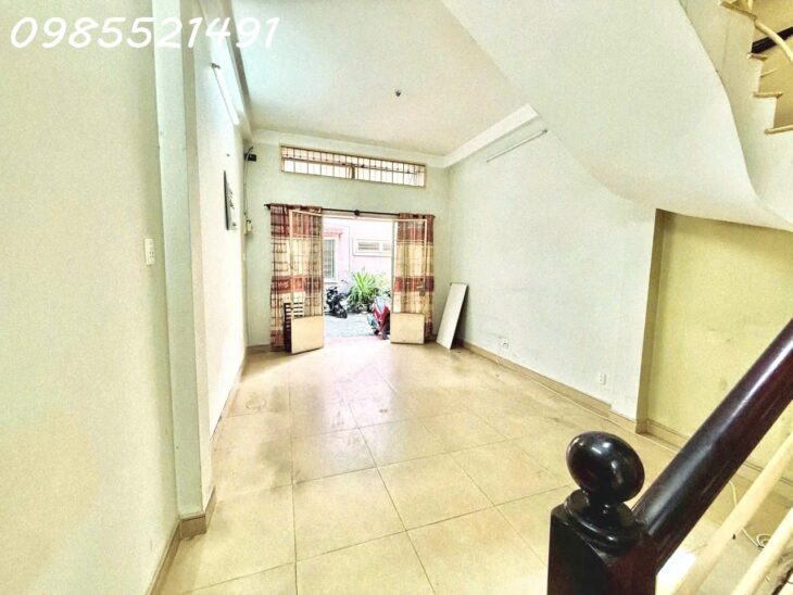 GIẢM CHÀO SÂU – NHÀ ĐẸP HẺM XE TẢI NGUYỄN KIỆM – NGÃ TƯ PHÚ NHUẬN – GIÁP Q3 – CHỈ NHỈNH 8 TỶ