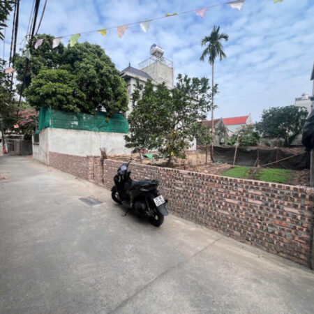 bán đất Đức Giang, Long Biên. Ngõ thông, ô tô tránh. Tiện ích ngập tràn. 42m, 6,x tỷ ( có tl )