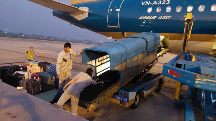 THÔNG BÁO TUYỂN DỤNG NHÂN VIÊN CHĂM SÓC KHÁCH HÀNG TẠI Việt Nam Airlines Hà Nội