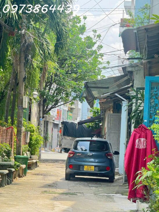 SIÊU PHẨM 3 TẦNG THIẾT KẾ HIỆN ĐẠI SANG TRỌNG – HẺM XE HƠI – KHU PHÂN LÔ – GẦN CHỢ THIẾC – CHỢ TRẦN