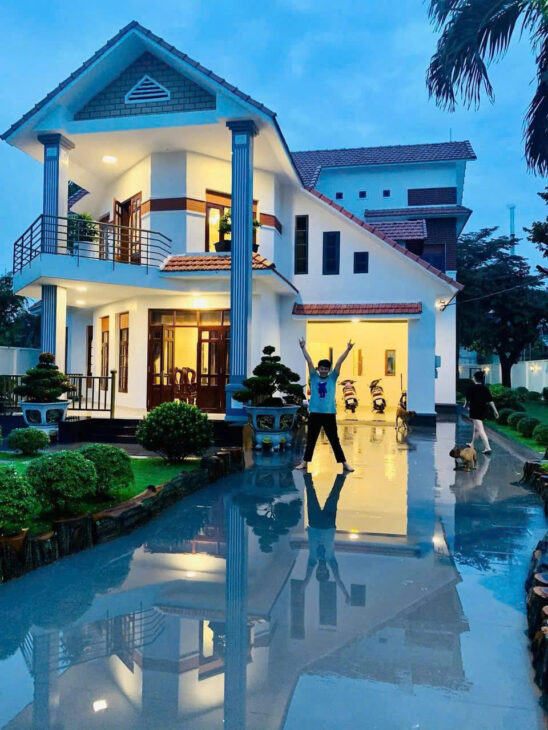 Bán Biệt Thự và khuôn viên đường Tân Xuân 2, Hóc môn ( cách 1 căn ra đường Tô Ký)