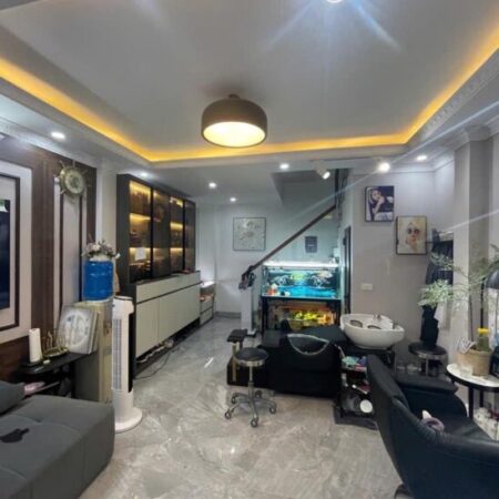 NHÀ ĐẸP LÔ GÓC – THIẾT KẾ HIỆN ĐẠI – 6 TẦNG FULL NỘI THẤT – PHỐ TRƯỜNG LÂM – GIÁ 8.2 TỶ