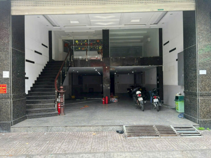 CHÍNH CHỦ CẦN BÁN GẤP TOÀ NHÀ PHAN ĐÌNH PHÙNG – TRUNG TÂM QUẬN PHÚ NHUẬN