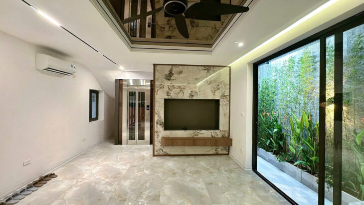 HOÀNG VĂN THÁI – THANG MÁY – NHÀ ĐẸP – 2 MẶT THOÁNG 50m2 6 tầng mt 8.4 tỷ Giá 15.8 tỷ