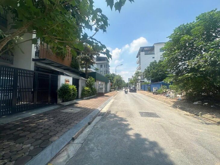 BÁN ĐẤT 330M² KIM QUAN THƯỢNG – VIỆT HƯNG – MẶT TIỀN 12.2M – ĐƯỜNG 12M – GIÁ 68 TỶ