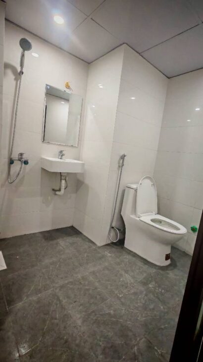 TẬP THỂ MAI DỊCH 70M-3 NGỦ,CHỈ 4,2 TỶ-Ô TÔ ĐỖ CẦU THANG,FULL NỘI THẤT