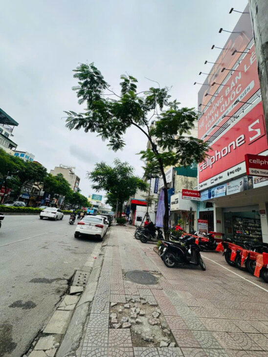 BÁN NHÀ MẶT PHỐ NGUYỄN VĂN CỪ – TRUNG TÂM LONG BIÊN