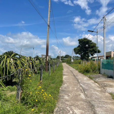 Bán 372m2 đất Cách Biển 500m Hẻm Lý Thái Tổ, Tân Tiến, LaGi 900 triệu