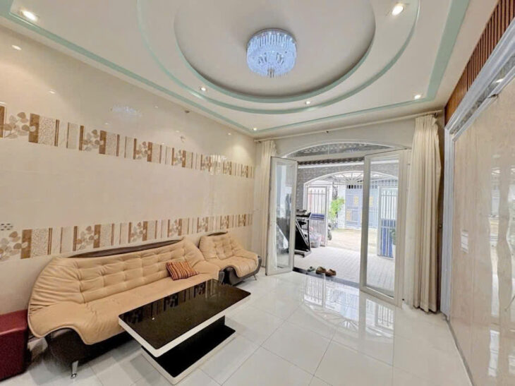 Bán căn nhà Huỳnh Tấn Phát – Hẻm 6M – DT 61M2 – Chỉ Nhỉnh 4 Tỷ