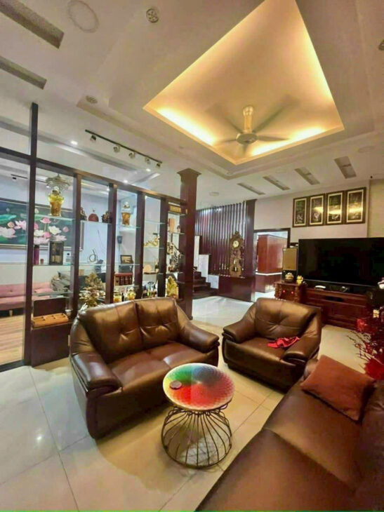 Biệt Thự Cao Cấp Vị Trí Cực Đẹp Phường Bình Hưng Hòa , Bình Tân