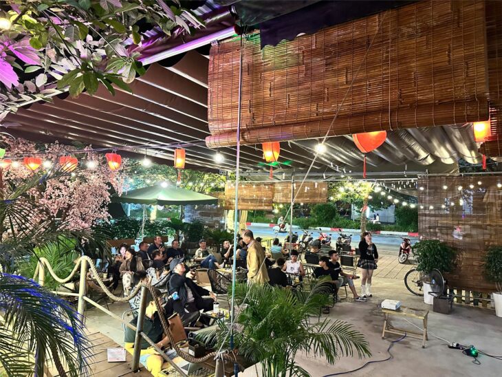 MẶT BẰNG ĐẸP- GIÁ TỐT cần sang nhượng nhanh quán coffe đang kinh doanh tốt tại huyện Gia Lâm, HN