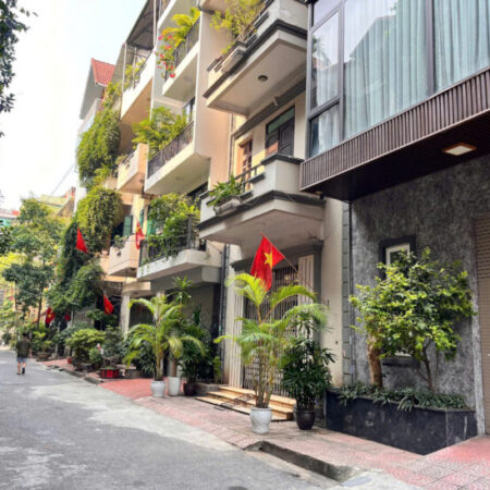 Siêu phẩm, bán nhà Đội Cấn, 78m, 6 tầng thang máy, ô tô vào nhà, chỉ 23 tỷ