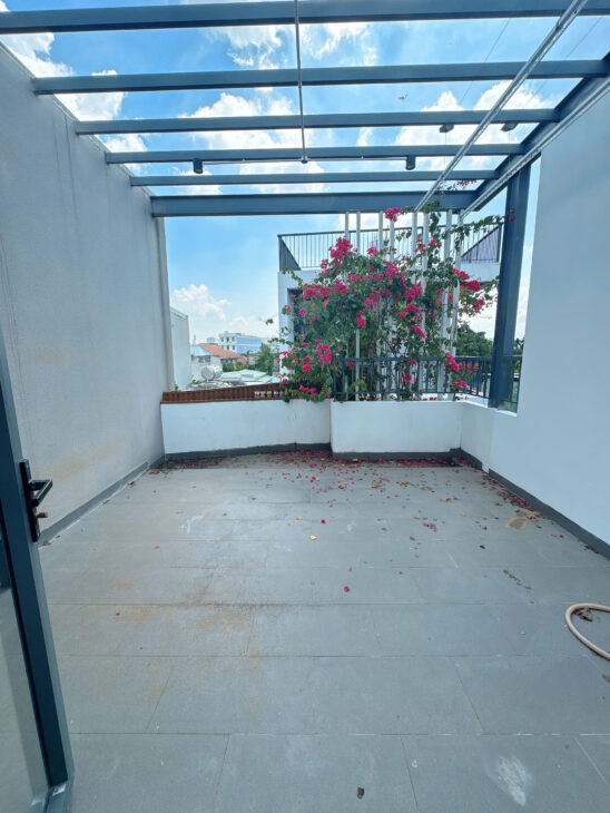 NHÀ 3 TẦNG – 2 MẶT HẺM OTO – TRƯỜNG THỌ, THỦ ĐỨC – CHỈ 7,5 💰