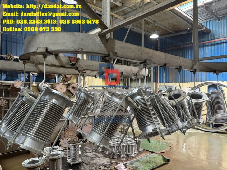 KHỚP NỐI MỀM INOX – GIẢI PHÁP CHỐNG RUNG, BÙ GIÃN NỞ CHO ĐƯỜNG ỐNG