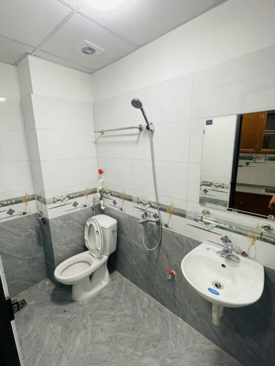 Cho Thuê Ccmn 1 ngủ 1 bếp giá rẻ tại Ngõ 189 Nguyễn Ngọc Vũ