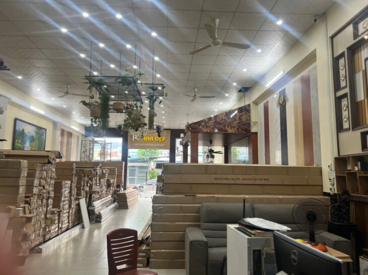 VỪA Ở, VỪA LÀM VP KD, SHOWROOM Bán nhà 3 tầng mặt tiên đường lê Hồng Phong, Nam Nha Trang (Phước