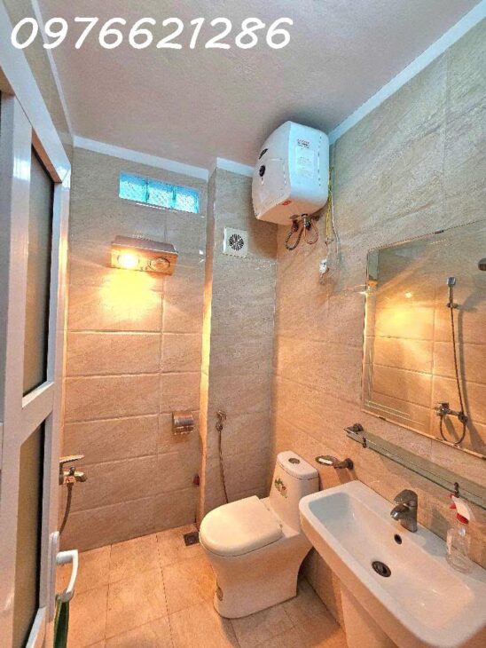 BÁN NHÀ NGỌC THỤY 38M² – MT 4M – Ô TÔ 7 CHỖ ĐỖ CỔNG – GẦN Ô TÔ TRÁNH – GIÁ 7.X TỶ 🏡🎗️