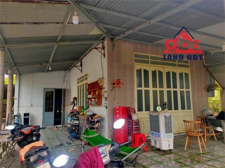 NP1047 bán gấp nhà vườn, cạnh KCN thích hợp ở và xây thêm nhà cho thuê