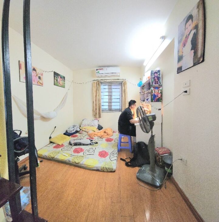 TẬP THỂ BA ĐÌNH 85M 2 NGỦ GIÁ 3,9 TỶ,NGÕ Ô TÔ TRÁNH,NHÀ LÔ GÓC THÔNG TẦNG 3,4