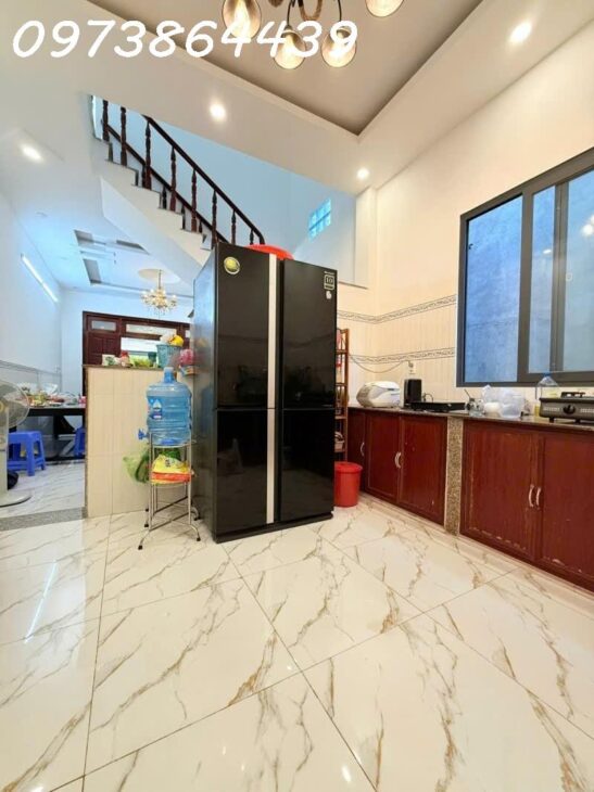 MẶT TIỀN PHẠM THỊ GIÂY VỪA Ở VỪA KINH DOANH ĐỈNH – NHÀ 2 TẦNG 150M2 NGANG 5 MÉT – Ô TÔ NGỦ TRONG