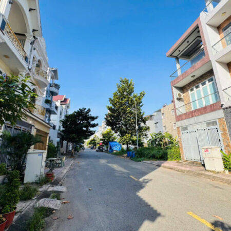 PHÚ HỒNG THỊNH 9 – NHÀ 4 TẦNG FULL NT – NGANG 4.5M – GIÁ CHỈ 6.8 TỶ