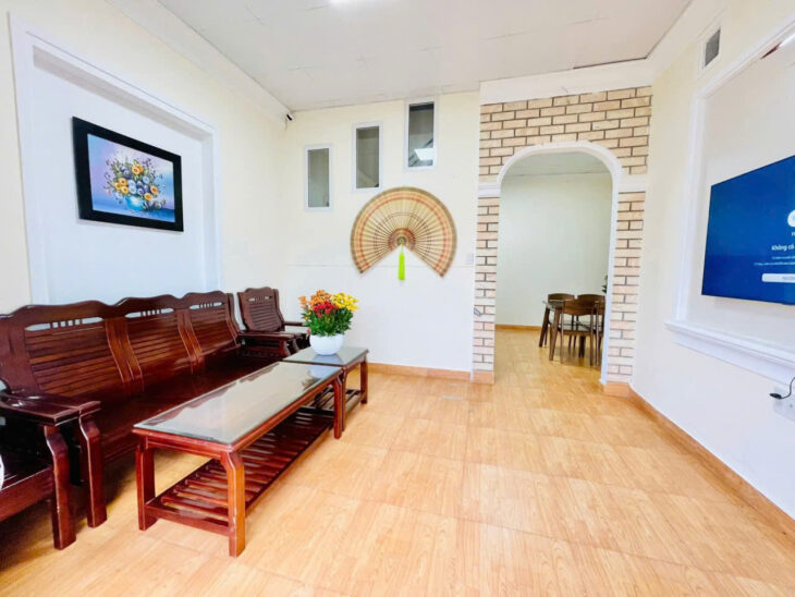 Cho thuê Villa nguyên căn 4 phòng ngủ view thung lũng sân đậu ô tô Khe Sanh phường 10 Đà Lạt giá 15