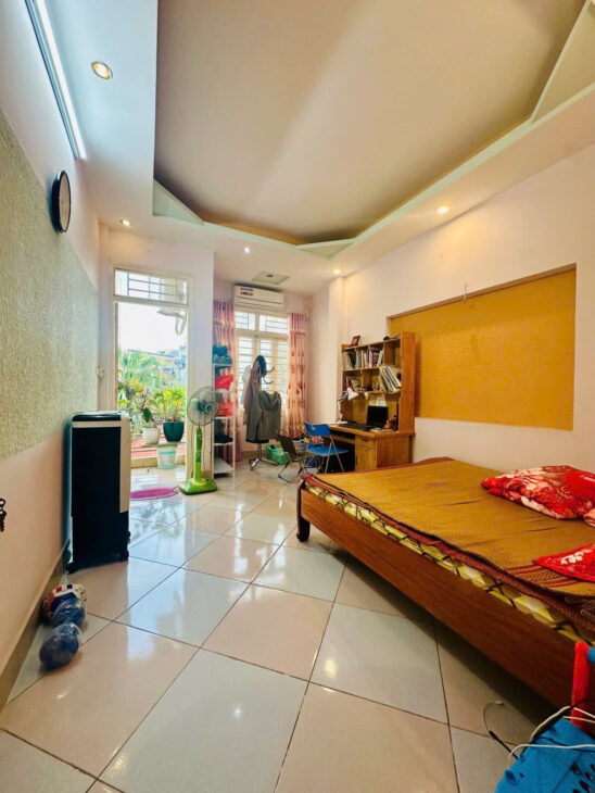 BÁN NHÀ KIM GIANG- THANH LIỆT, 52 M2, 4 TẦNG, MĂT TIỀN 4 M, GIÁ 10,2 TỶ.