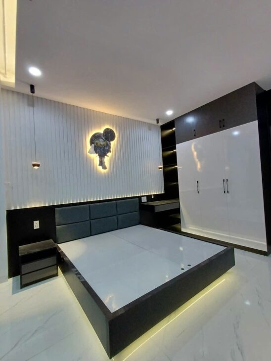 Mặt Tiền CXBH Quận 10, DT:4.5×15, T+5L Gái 18.5 tỷ TL