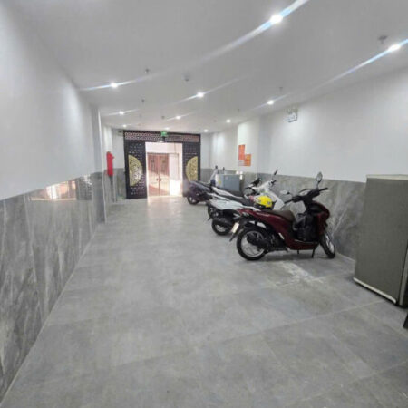 SIÊU HIẾM CCMN PHÂN LÔ – VỈA HÈ – NGÕ THÔNG – 12 PHÒNG KHÉP KÍN – THANG MÁY – PCCC CHUẨN