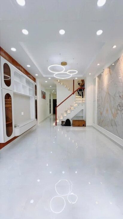 Bán Nhà Mới Tinh tại Trung Tâm Phường Phú Thuận, Quận 7,giá 5,75 tỷ Vào ở ngay