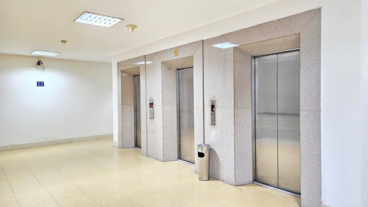 20.11.25.1 Bán 3 ngủ Trung Hòa – Hoàng Đạo Thúy, dt120m2, nội thất mới tinh nhập khẩu 100% đẹp như