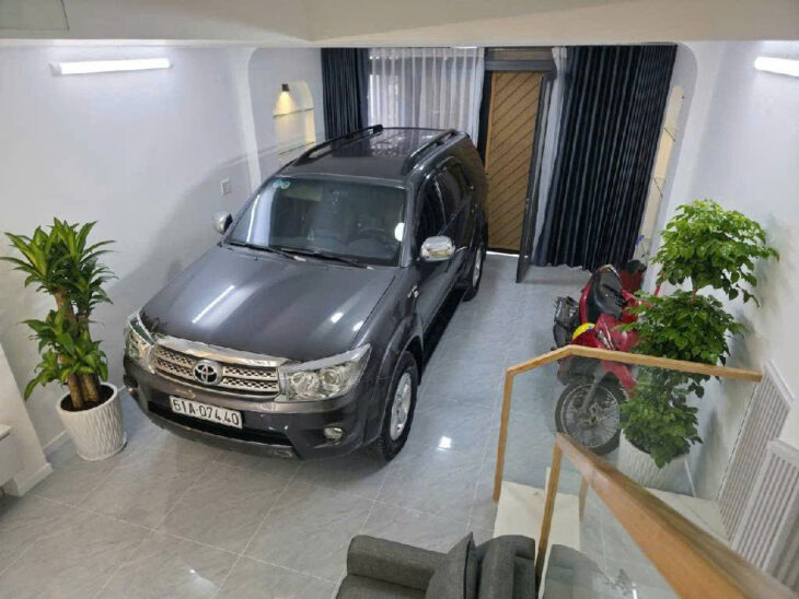 MẶT TIỀN 1 SEC NGUYỄN THỊ THẬP TÂN THUẬN Q7 NGANG 4.5 DÀI 12 M – 4T CÓ 12 TÊ