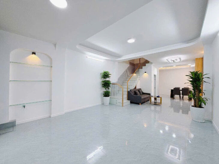 MẶT TIỀN 1 SEC NGUYỄN THỊ THẬP TÂN THUẬN Q7 NGANG 4.5 DÀI 12 M – 4T CÓ 12 TÊ