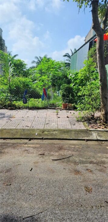 D400 bán rẻ lô đất đẹp khu dân cư đông đúc, khu vực trung tâm thuận tiện nhiều KCN