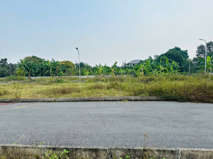 CẦN BÁN GẤP – LÔ ĐẤT 2 MẶT TIỀN ĐẸP NHẤT KHU VỰC CỔ ĐÔNG – HÒA LẠC chưa tới 2 tỷ