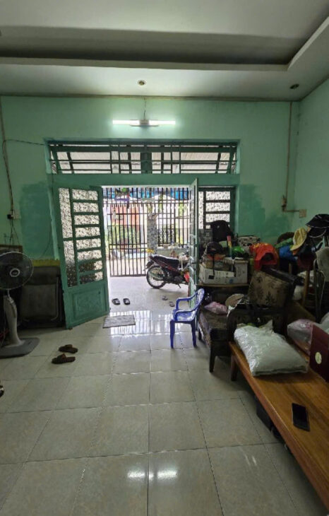 Nhà trung tâm phường Long Trường, Q9 hiếm bán 3,85ty Đường trước nhà 6m, sổ sẵn nhà