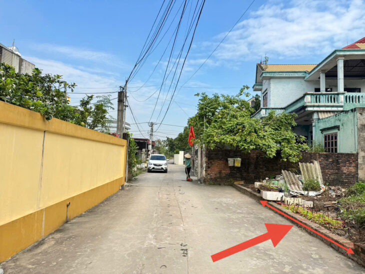 Đất đẹp tổ 9, TT Quang Minh (cũ), nay là thôn Ấp Tre, xã Quang Minh. Đường thông, oto tránh