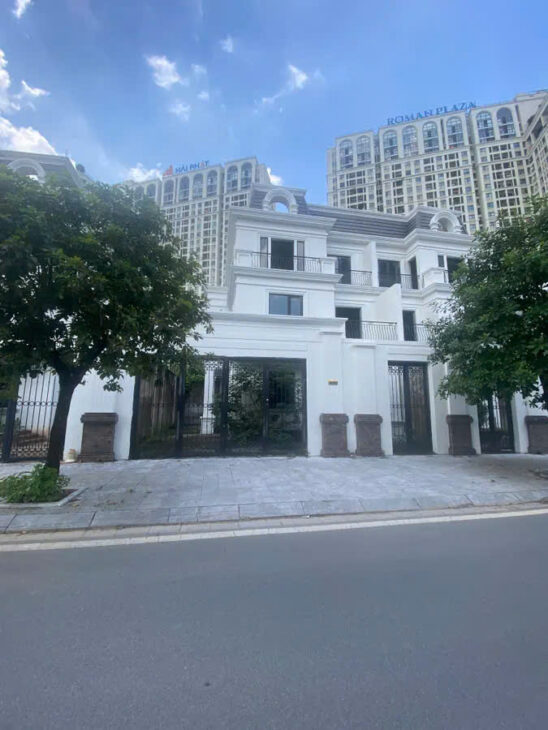 Bán BT Romance,Tố Hữu. DT 195m x 4 tầng. MT 11m,Giá 48,5 tỷ. LH: 0964769634