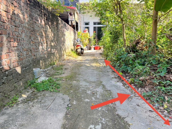 Đất vàng Mê Linh. Cách chợ, sân bóng Chi Đông 80m. Tiện ích bạt ngàn. DT 51m, giá 2,35 tỷ.