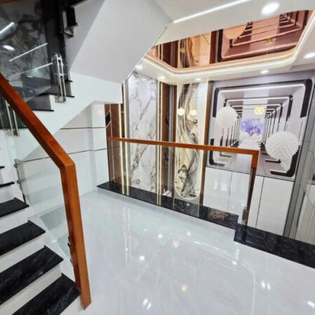 THIẾT KẾ ĐẸP FULL NỘI THẤT – LÊ VĂN QUỚI – HXH TRÁNH – 5 TẦNG MỚI – 44M² – NHỈNH 6 TỶ