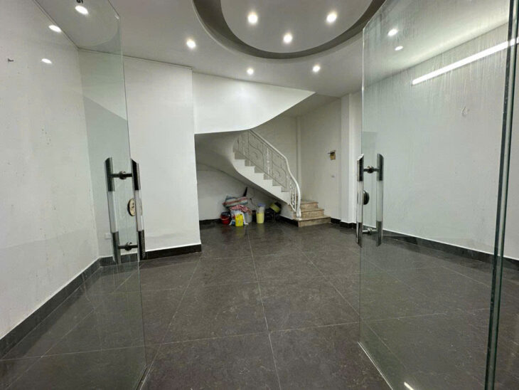 Bán Nhà Xã Đàn Hơn 11 Tỷ Mặt Ngõ Kinh Doanh 35m 7 Tầng , Mặt Tiền 5m , Ô Tô Đỗ 🔥 📸