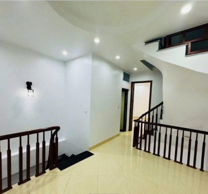 CHÍNH CHỦ Cần Bán Căn Nhà 2 Mặt Tiền 4 Tầng Ngõ 264 Ngọc Thụy, Long Biên, Hà Nội