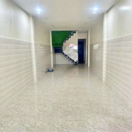 Cho thuê nhà nguyên căn 2 phòng ngủ có mặt bằng kinh doanh mặt tiền Phan Đình Phùng Phường 2 Đà Lạt