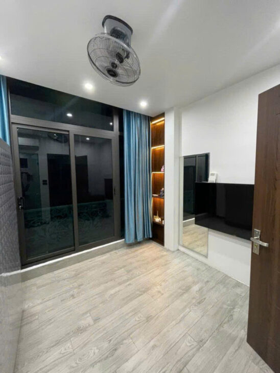 BÁN CĂN ĐỐNG ĐA 4 TẦNG 20M GẦN PHỐ – 2 MẶT NGÕ Ô TÔ – KINH DOANH – 40 RA MẶT PHỐ – NHÀ ĐẸP